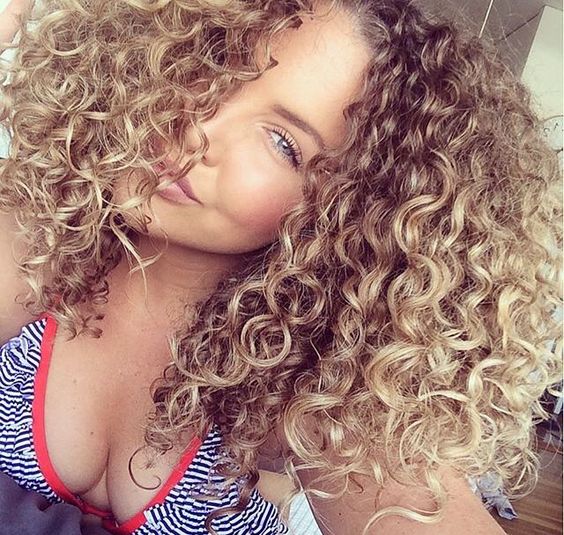 curly hair